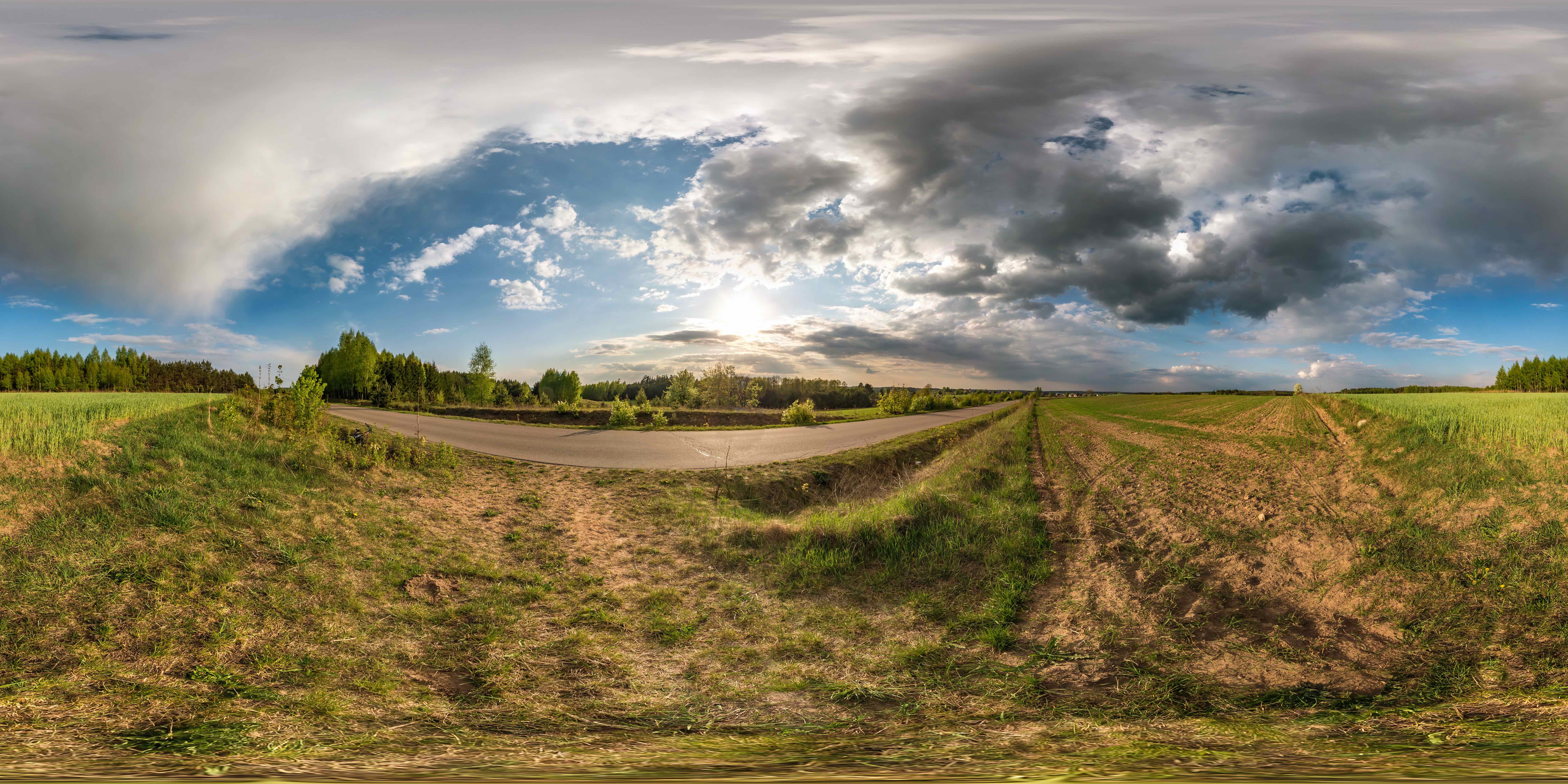 Panorama 360° d'un paysage rural